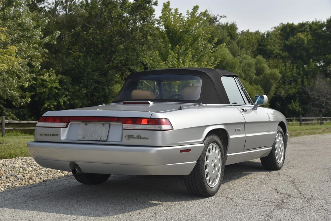 1992 Alfa Romeo Series 4 - Image 24 of 31