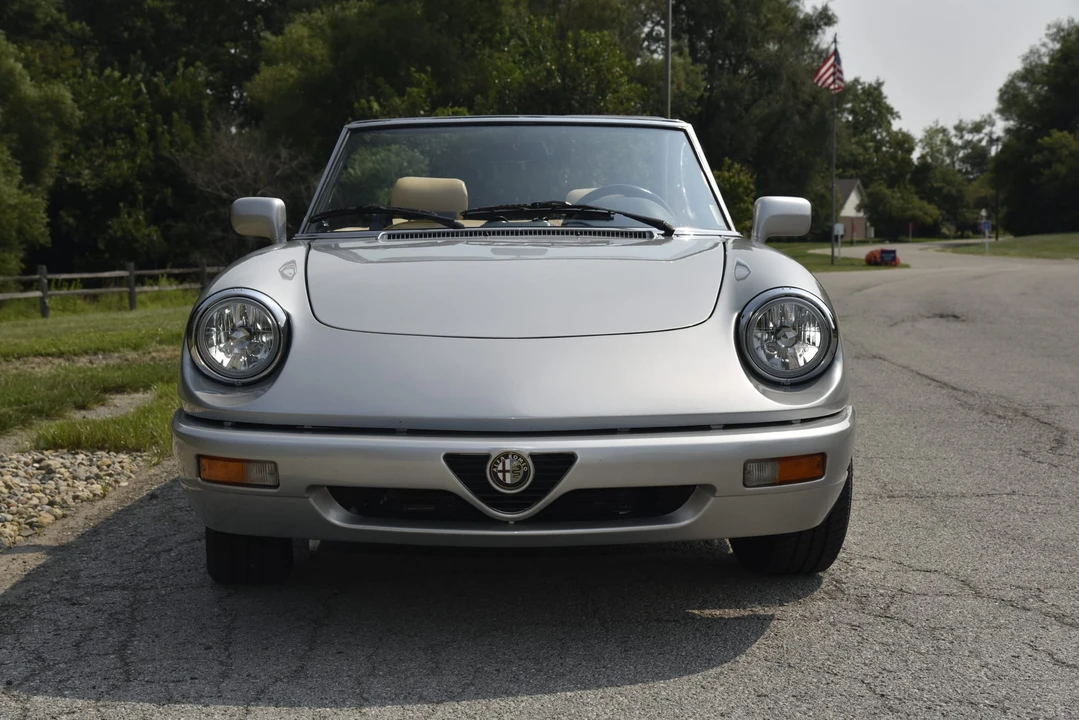 1992 Alfa Romeo Series 4 - Image 3 of 31