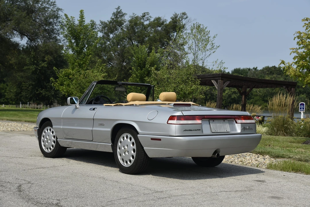1992 Alfa Romeo Series 4 - Image 11 of 31