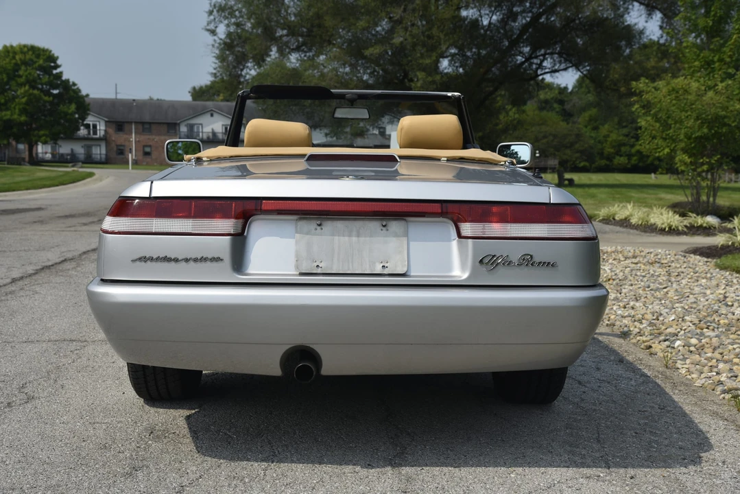1992 Alfa Romeo Series 4 - Image 13 of 31