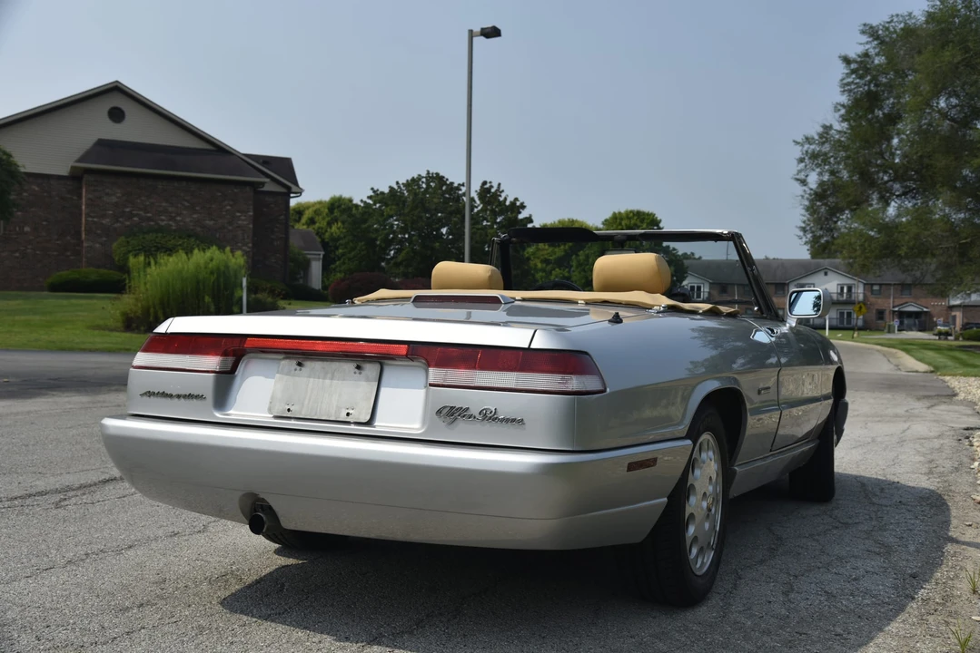 1992 Alfa Romeo Series 4 - Image 14 of 31