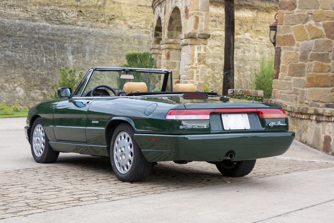 1992 Alfa Romeo Series 4 - Image 12 of 31