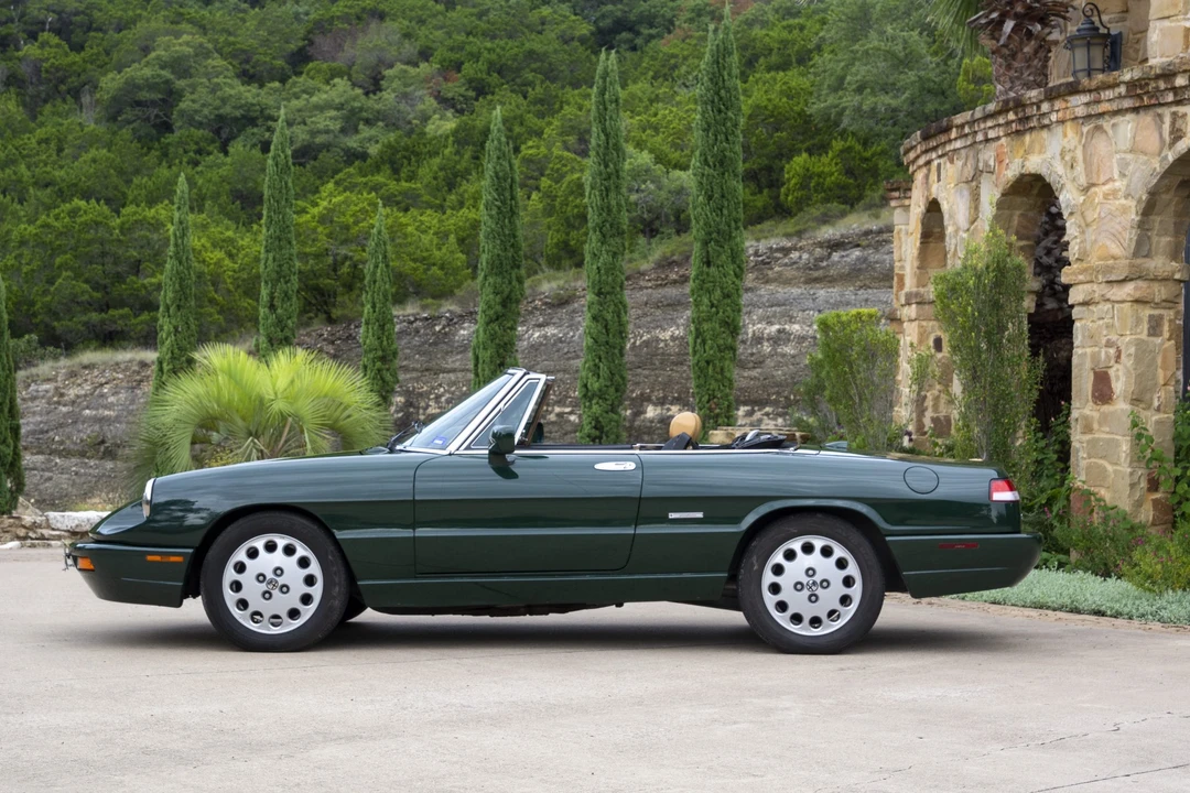 1992 Alfa Romeo Series 4 - Image 16 of 31
