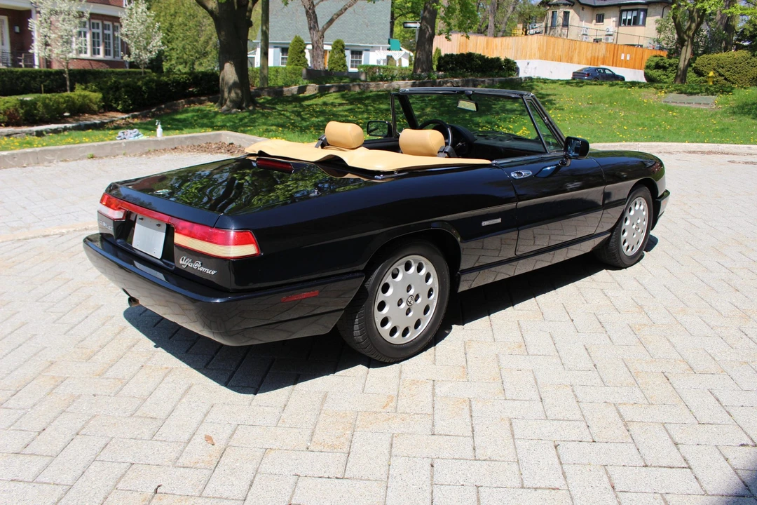 1992 Alfa Romeo Series 4 - Image 6 of 31