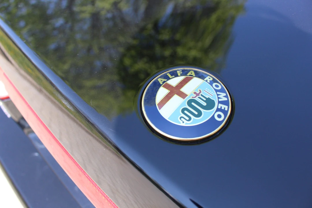 1992 Alfa Romeo Series 4 - Image 24 of 31