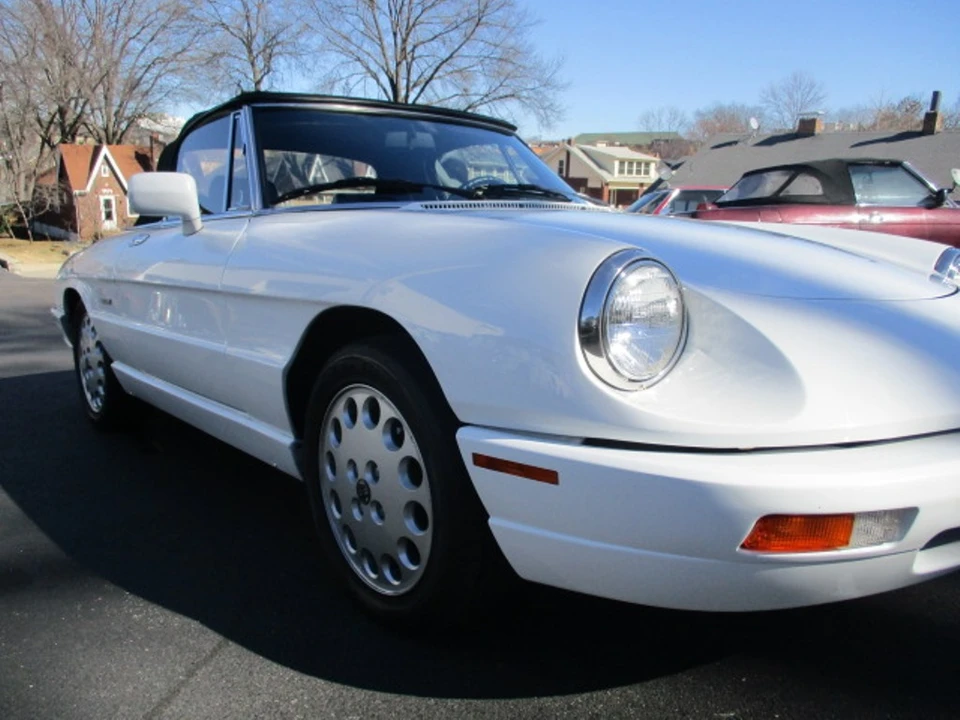1992 Alfa Romeo Series 4 - Image 3 of 31