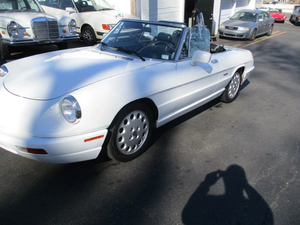1992 Alfa Romeo Series 4 - Image 17 of 31