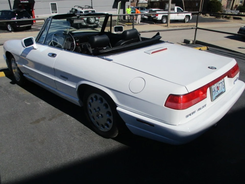 1992 Alfa Romeo Series 4 - Image 26 of 31