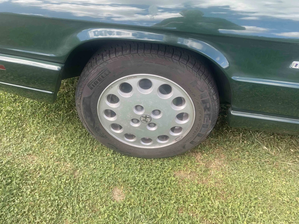 1992 Alfa Romeo Series 4 - Image 2 of 31