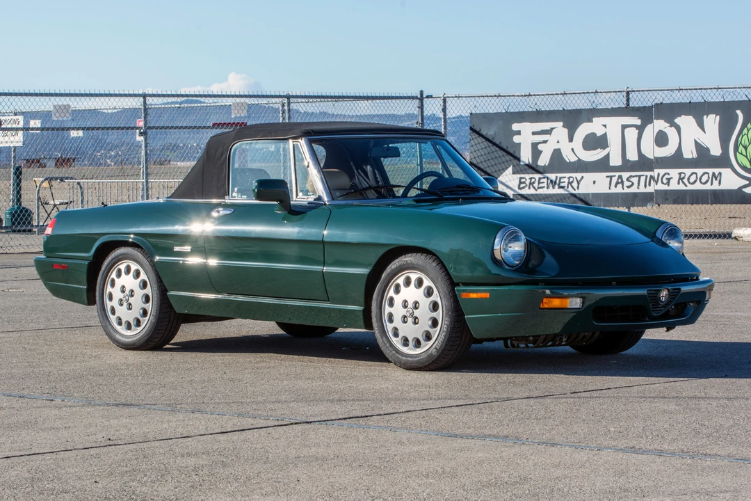1992 Alfa Romeo Series 4 - Image 10 of 31
