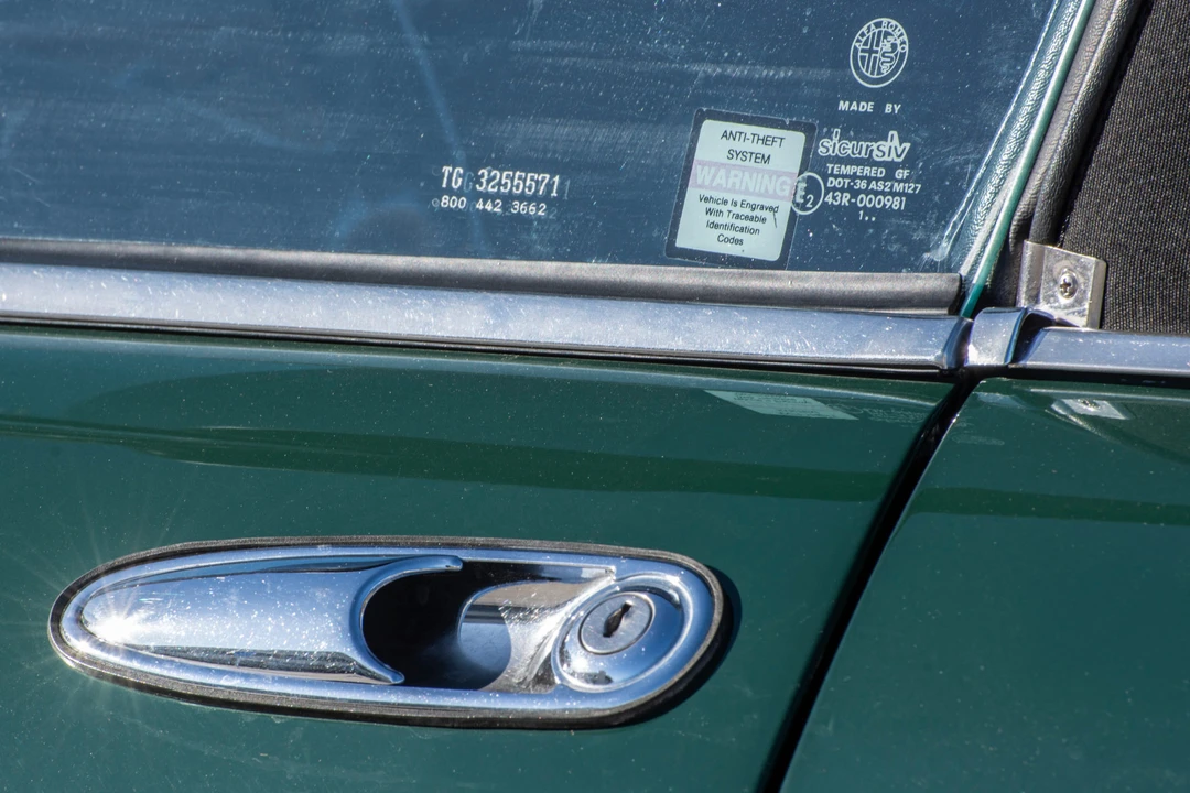 1992 Alfa Romeo Series 4 - Image 25 of 31