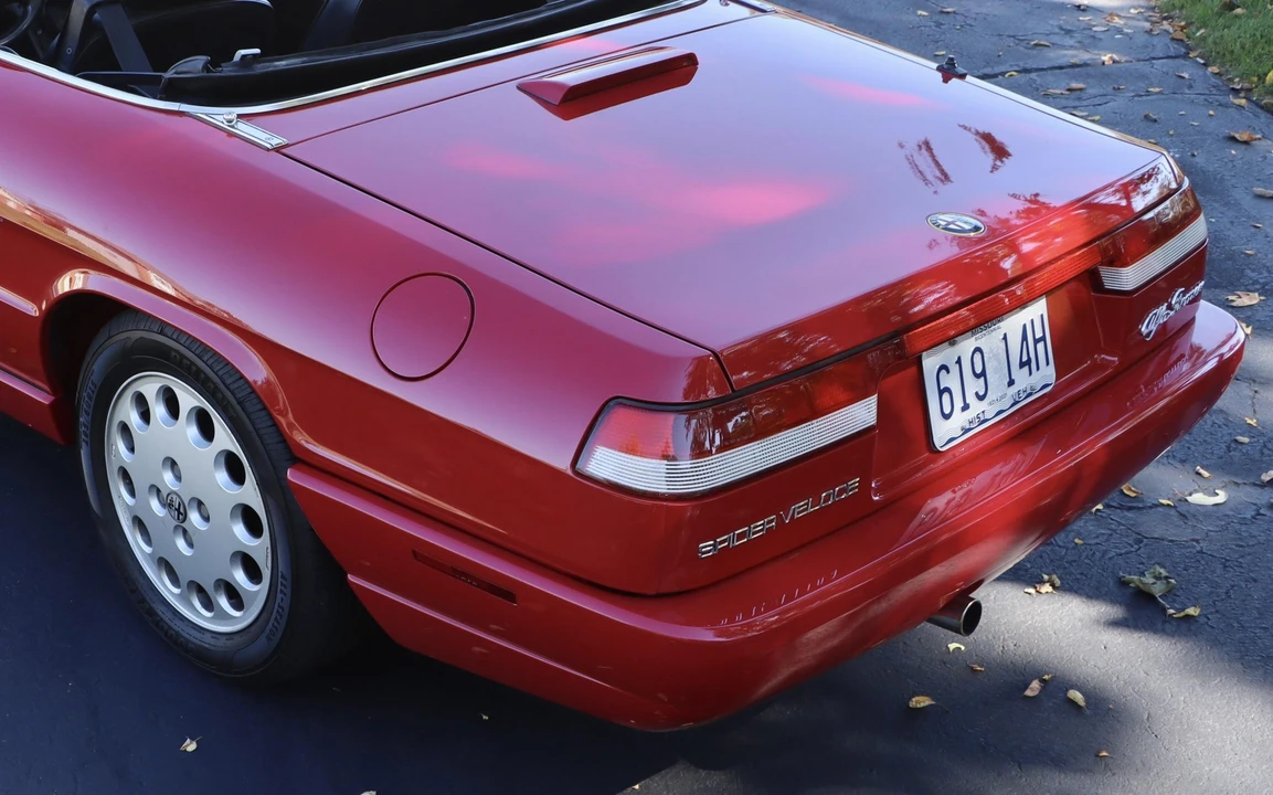 1992 Alfa Romeo Series 4 - Image 30 of 31
