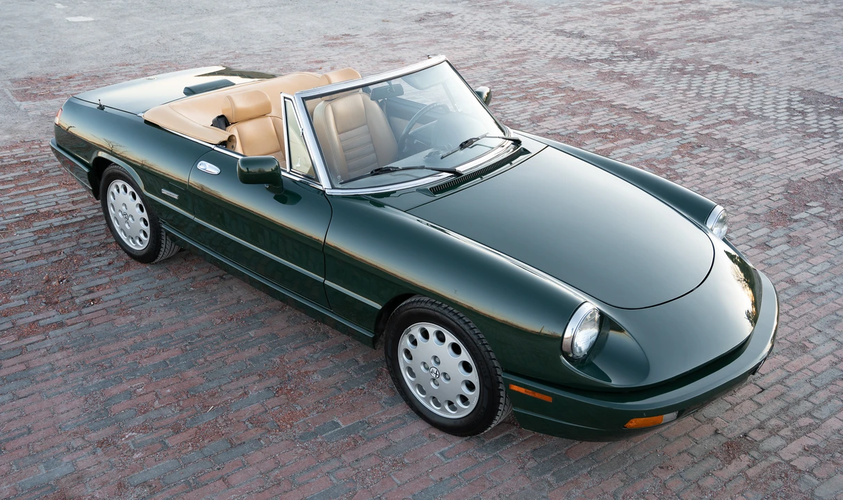 1992 Alfa Romeo Series 4 - Image 2 of 31