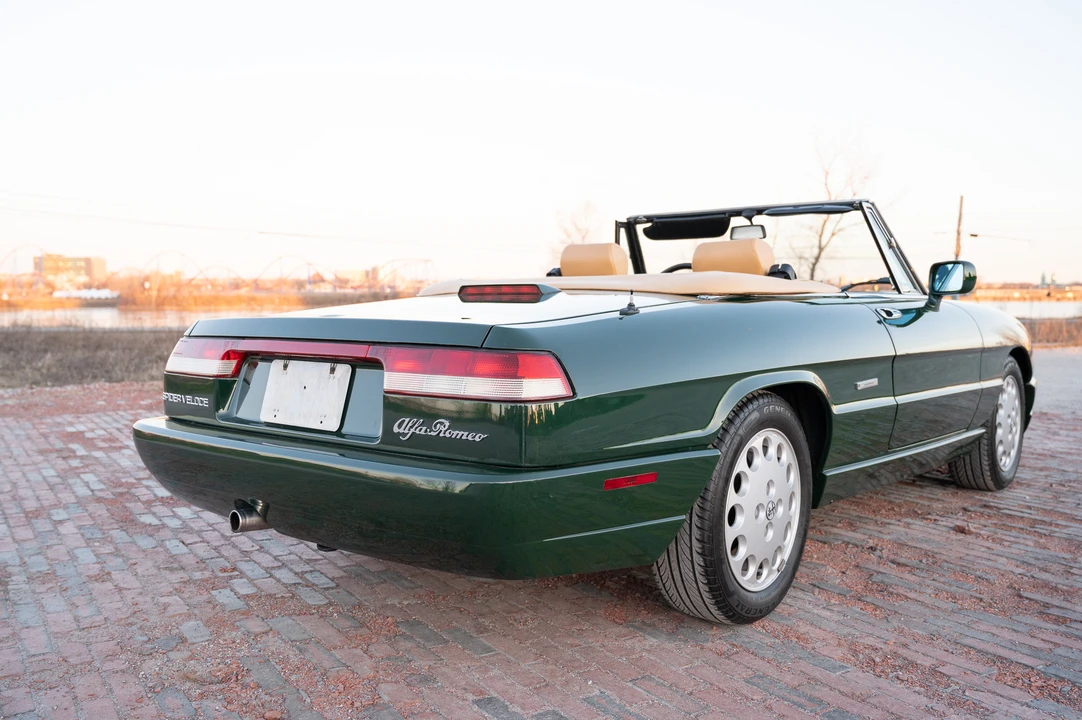1992 Alfa Romeo Series 4 - Image 16 of 31