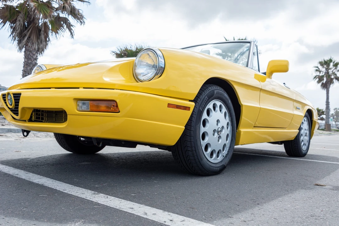 1992 Alfa Romeo Series 4 - Image 6 of 31