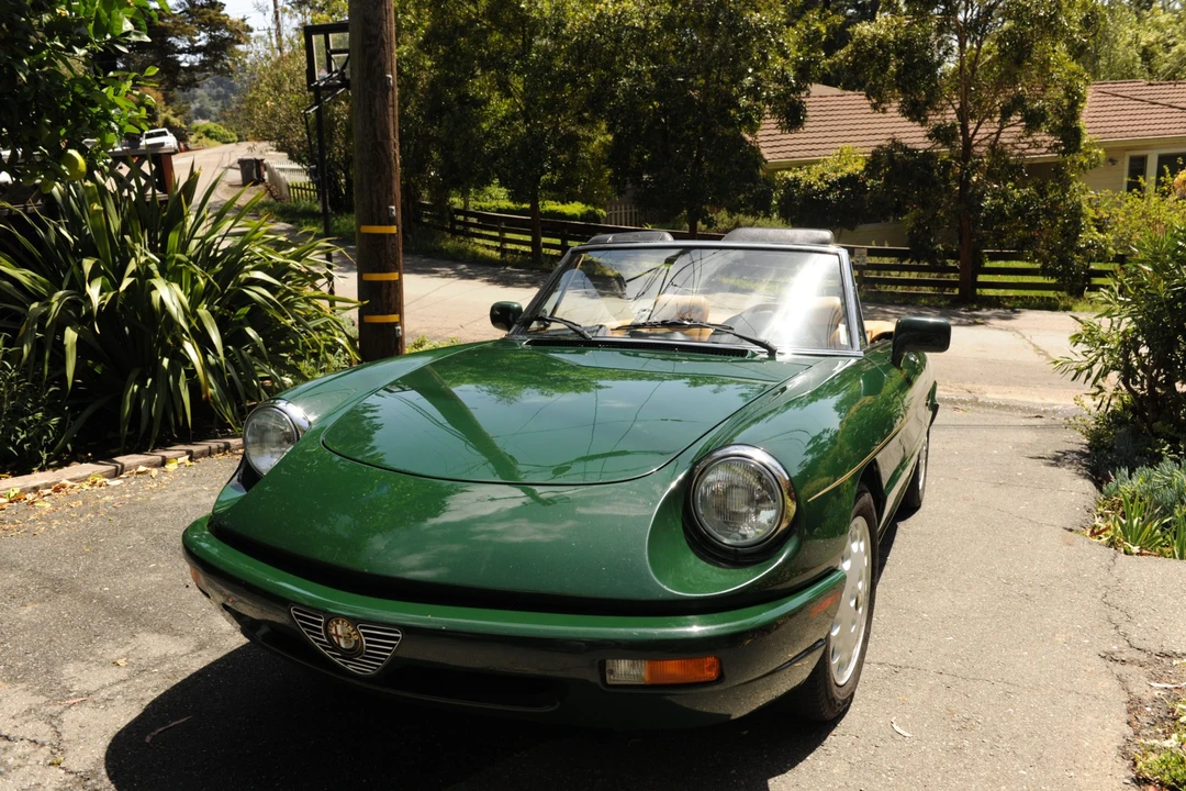 1992 Alfa Romeo Series 4 - Image 2 of 31