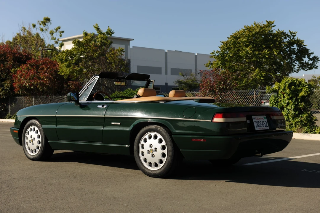 1992 Alfa Romeo Series 4 - Image 10 of 31