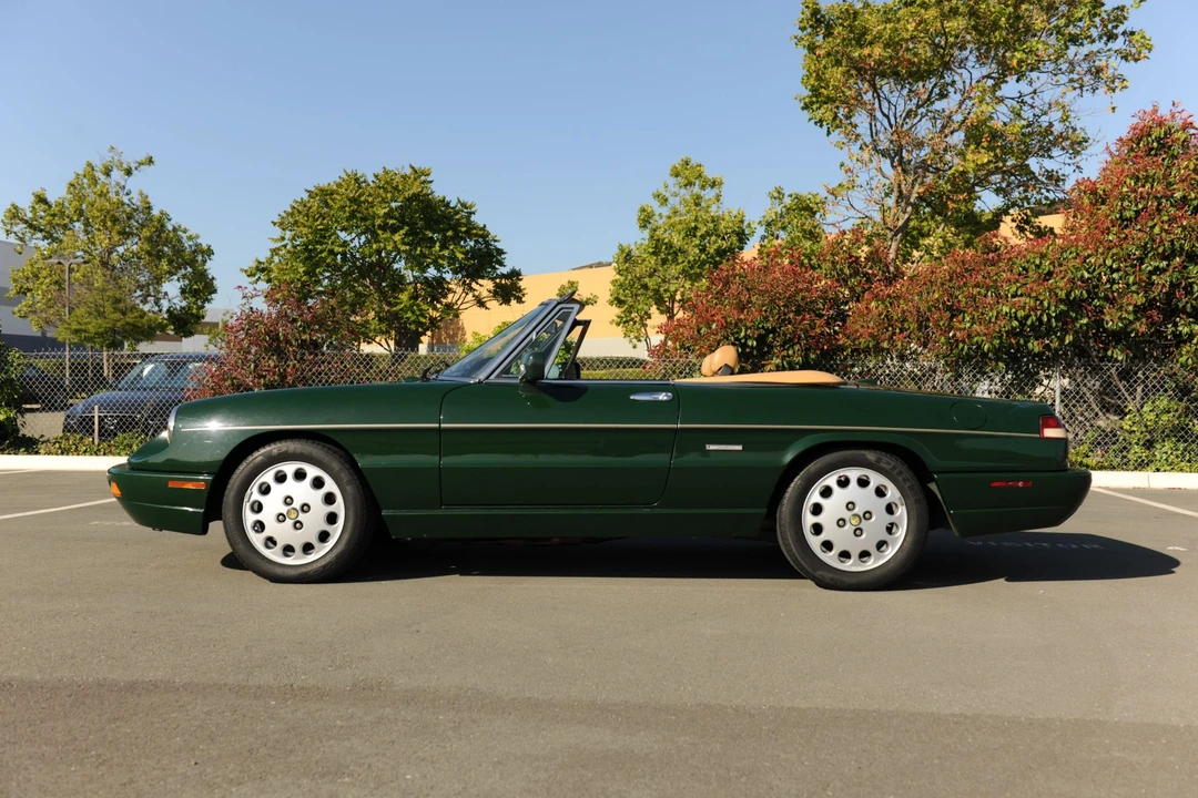 1992 Alfa Romeo Series 4 - Image 8 of 31