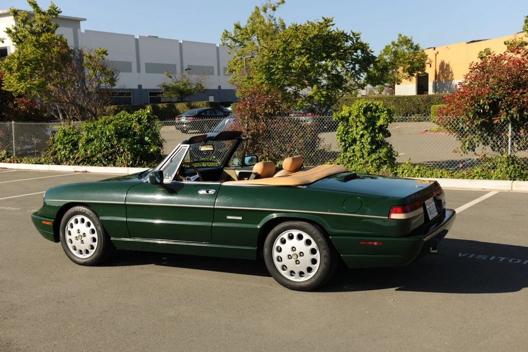 1992 Alfa Romeo Series 4 - Image 9 of 31