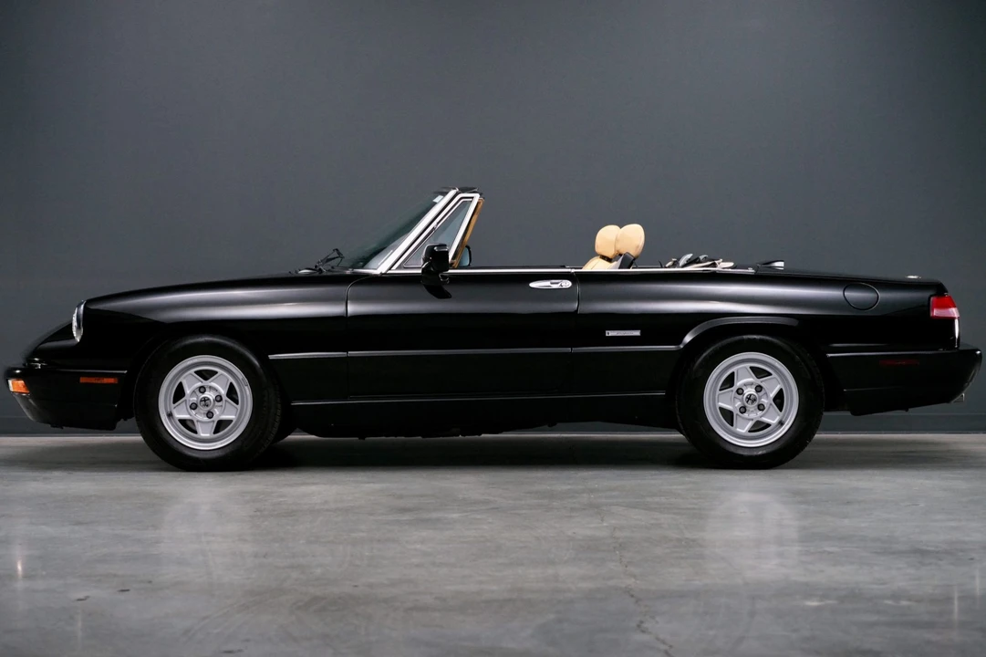 1992 Alfa Romeo Series 4 - Image 16 of 31