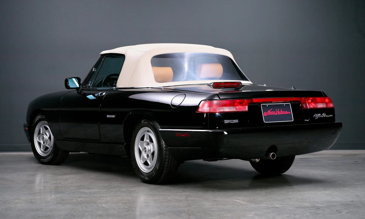 1992 Alfa Romeo Series 4 - Image 30 of 31