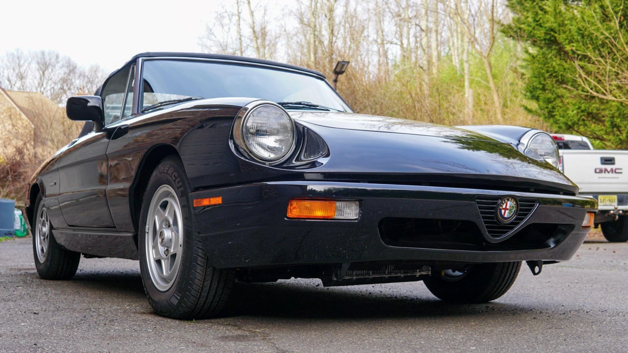 1992 Alfa Romeo Series 4 - Image 30 of 31