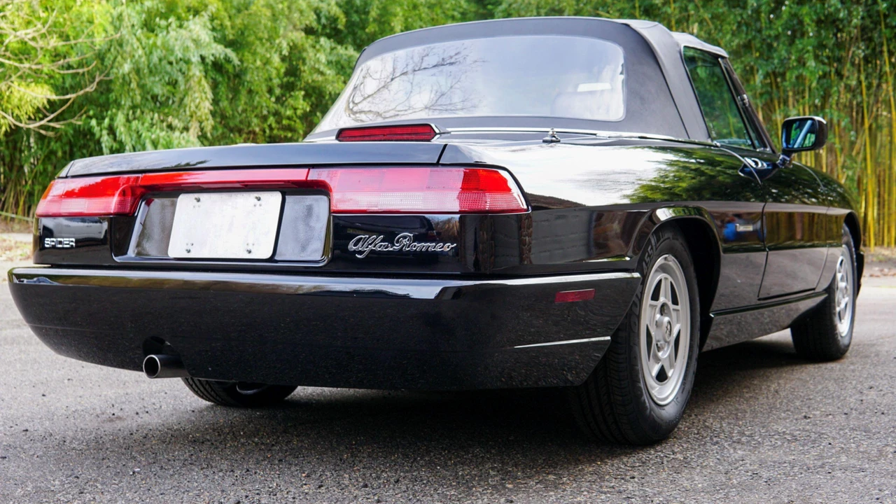 1992 Alfa Romeo Series 4 - Image 22 of 31
