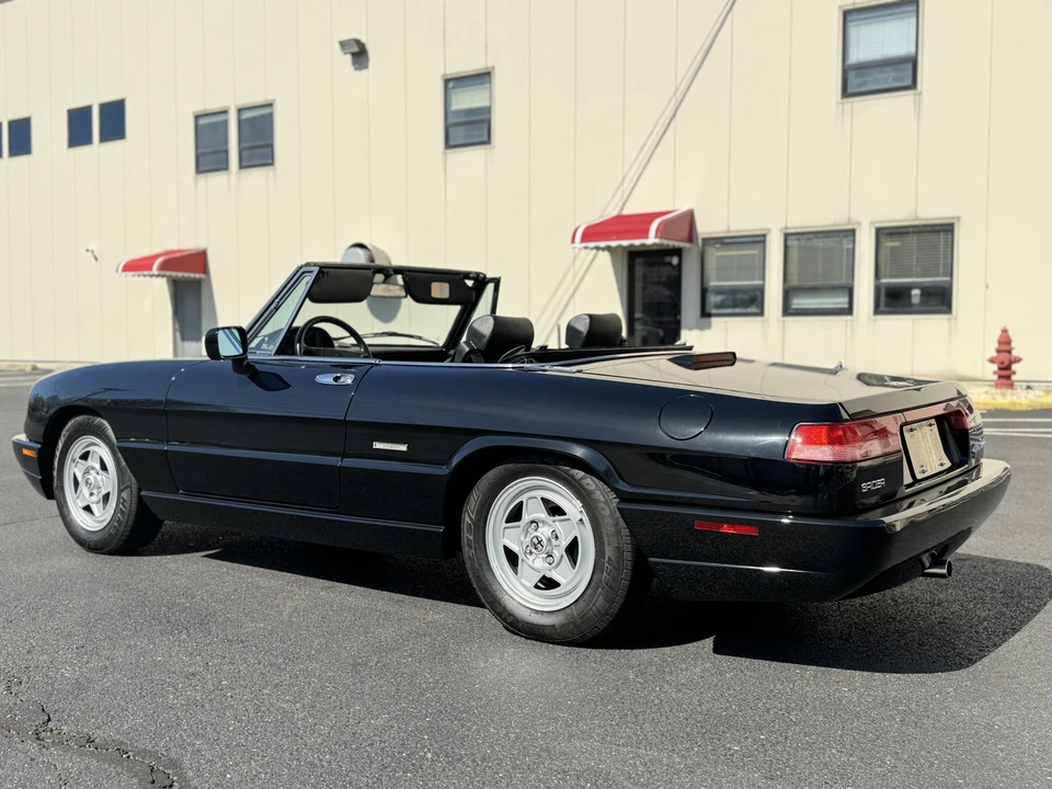 1992 Alfa Romeo Series 4 - Image 9 of 31