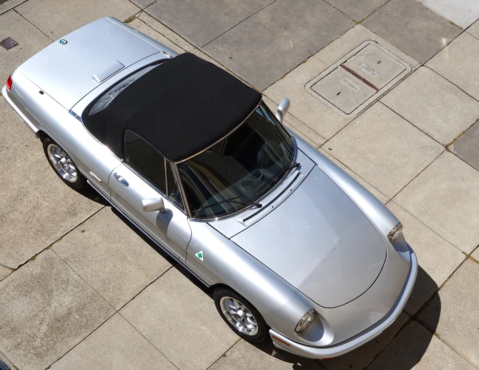 1992 Alfa Romeo Series 4 - Image 14 of 31