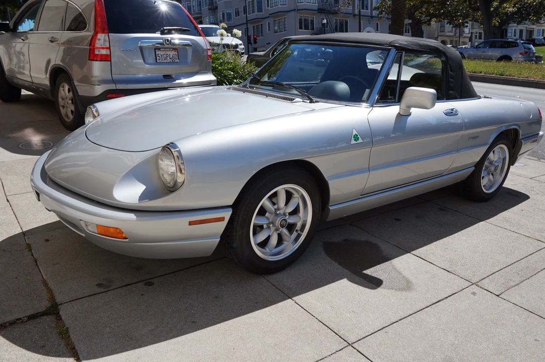1992 Alfa Romeo Series 4 - Image 2 of 31