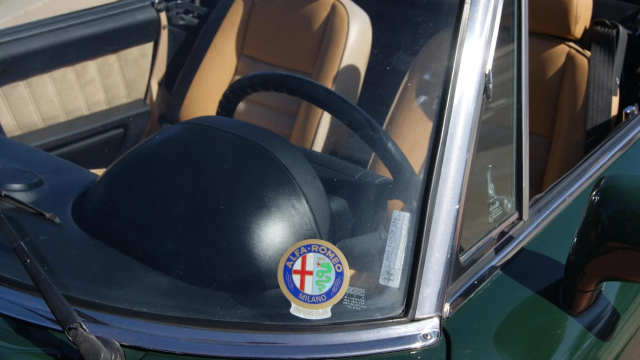 1992 Alfa Romeo Series 4 - Image 16 of 25