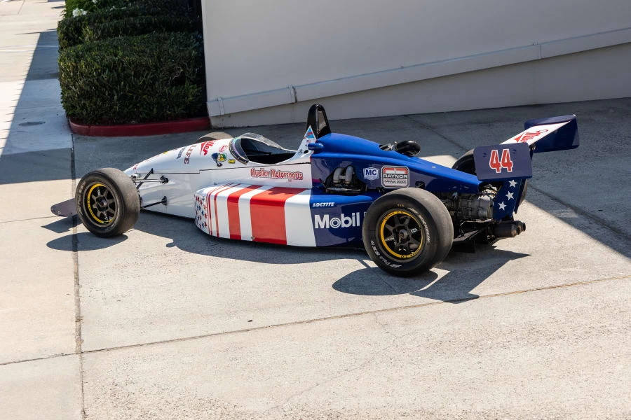 1992 Alfa Romeo - Image 3 of 25