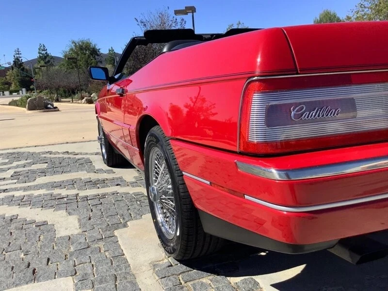 1992 Cadillac Allante - Image 15 of 21