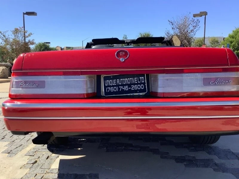 1992 Cadillac Allante - Image 17 of 21
