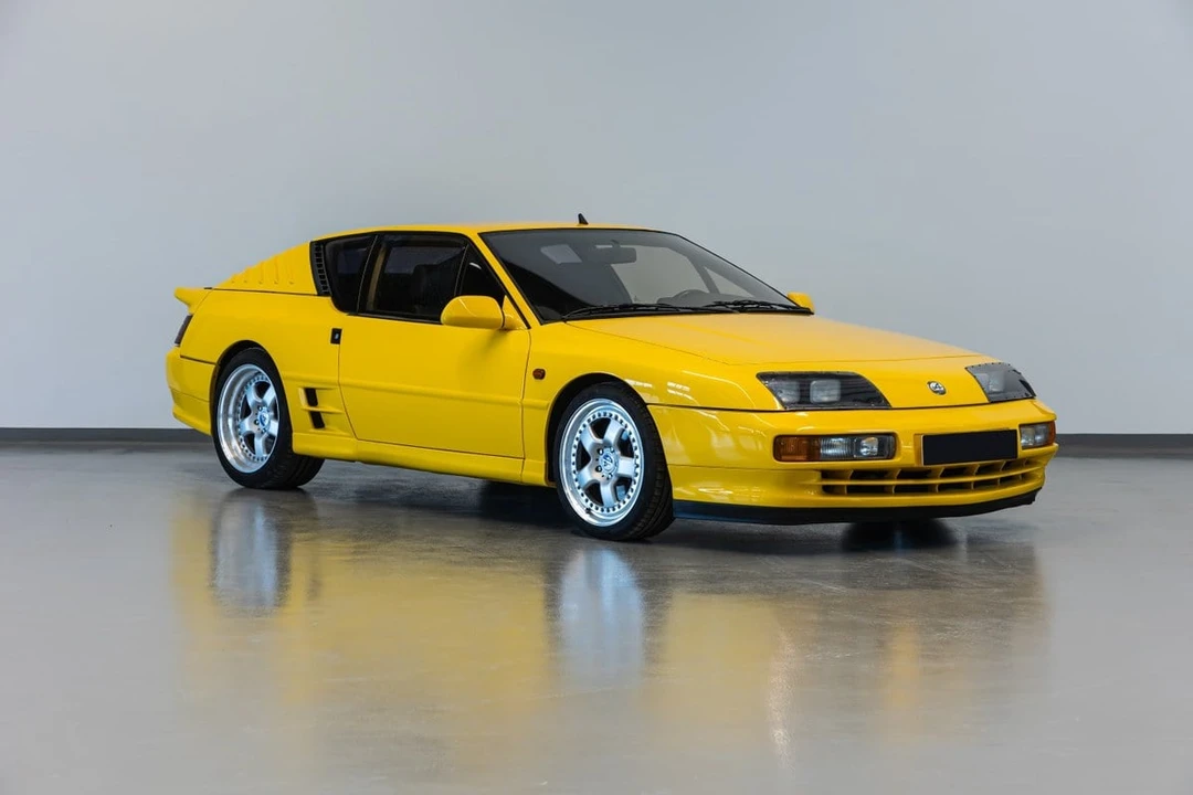 1992 Alpine - Image 2 of 30