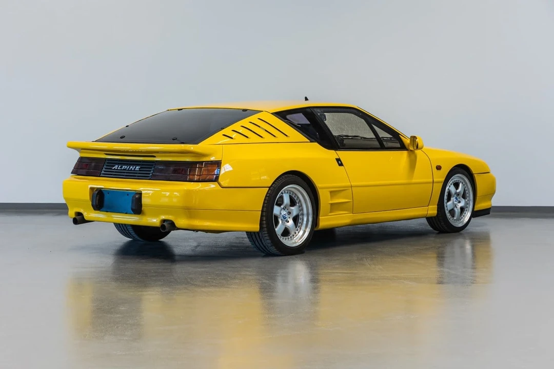 1992 Alpine - Image 4 of 30