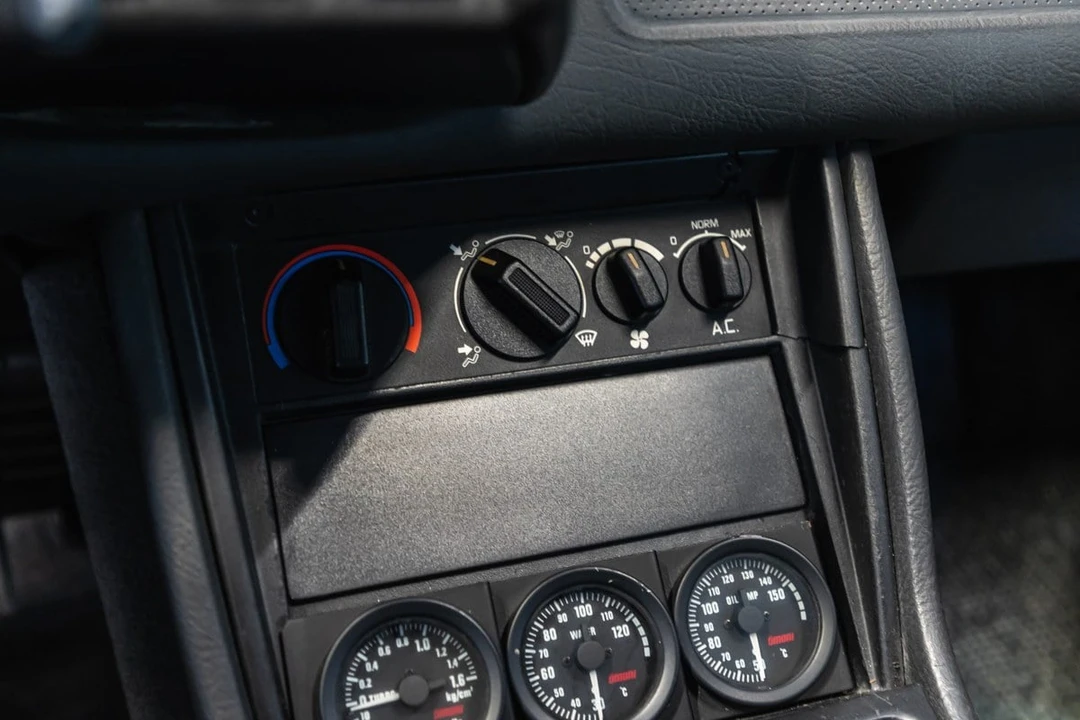 1992 Alpine - Image 28 of 30
