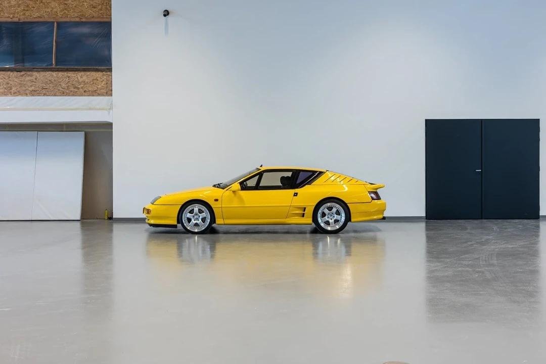 1992 Alpine - Image 6 of 30