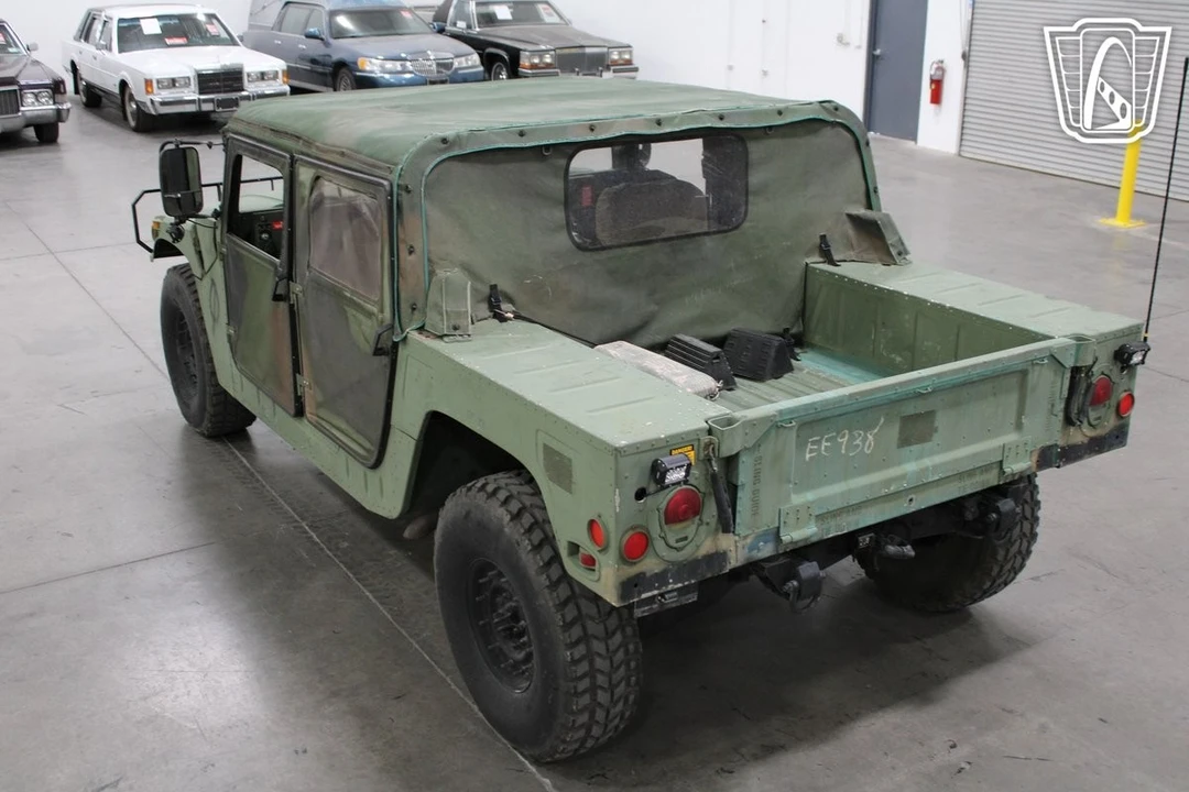 1992 AM General Hummer - Image 9 of 12