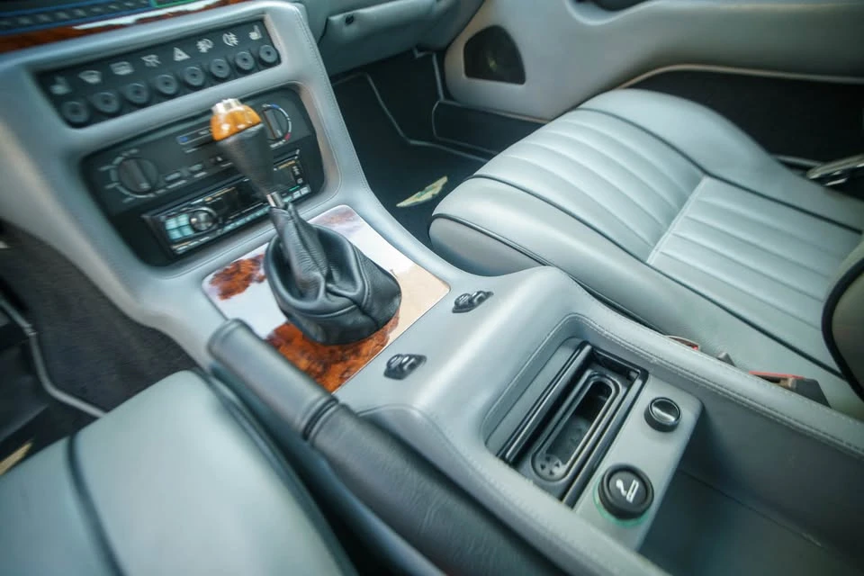 1992 Aston Martin Virage - Image 8 of 20