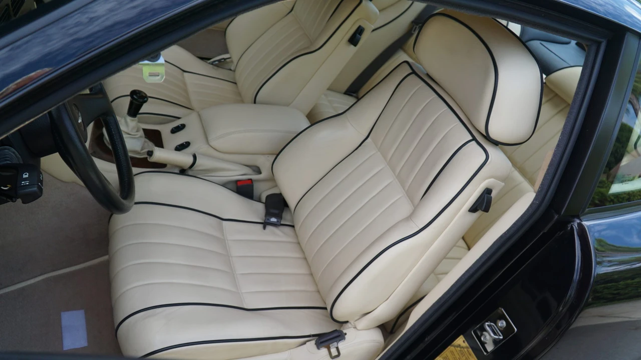 1992 Aston Martin Virage - Image 28 of 31