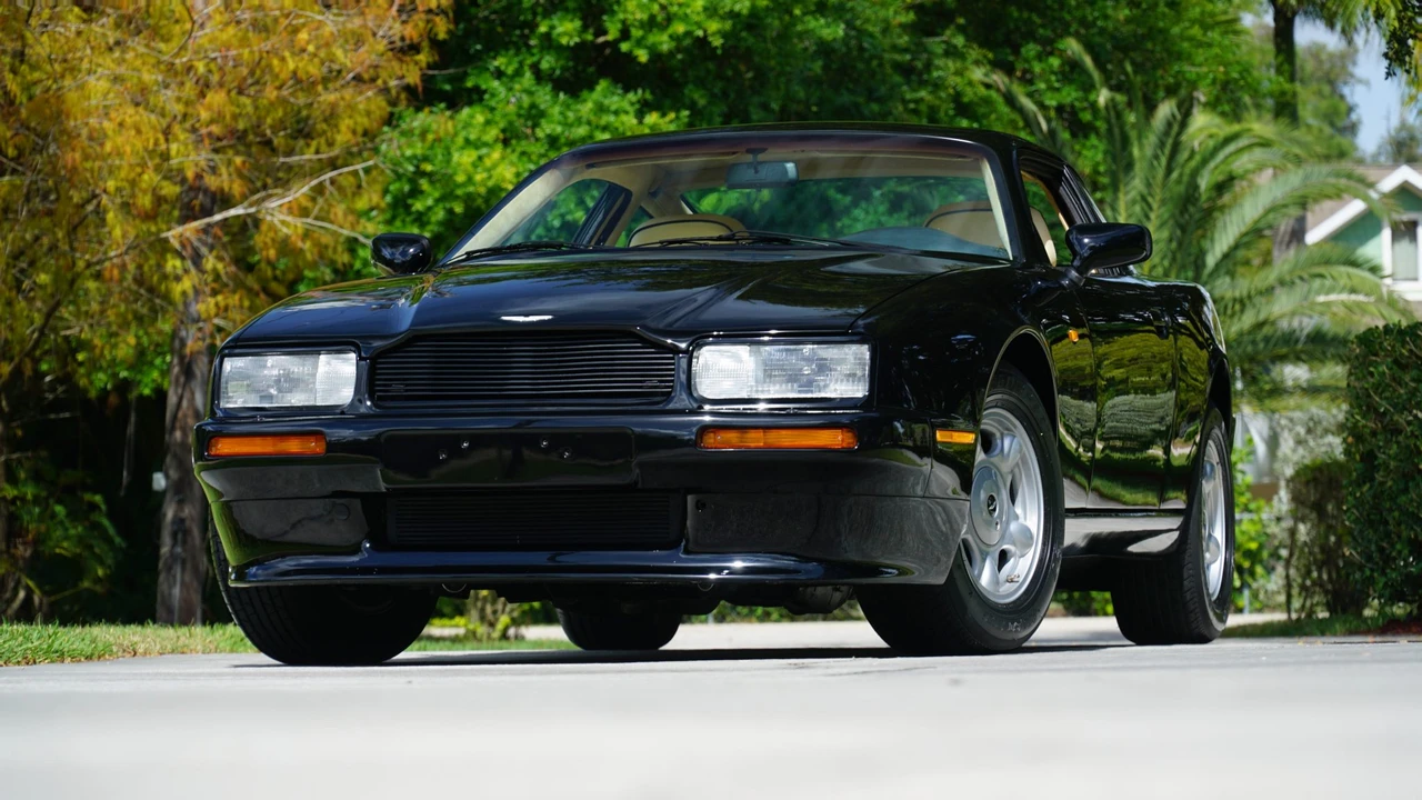 1992 Aston Martin Virage - Image 2 of 31