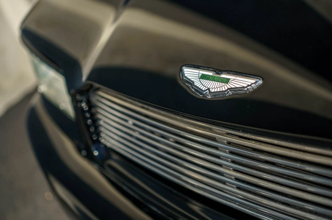 1992 Aston Martin Virage - Image 13 of 21