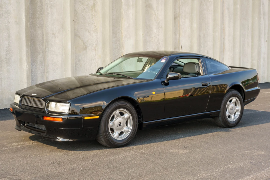 1992 Aston Martin Virage - Image 2 of 31