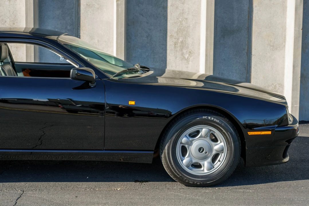 1992 Aston Martin Virage - Image 30 of 31
