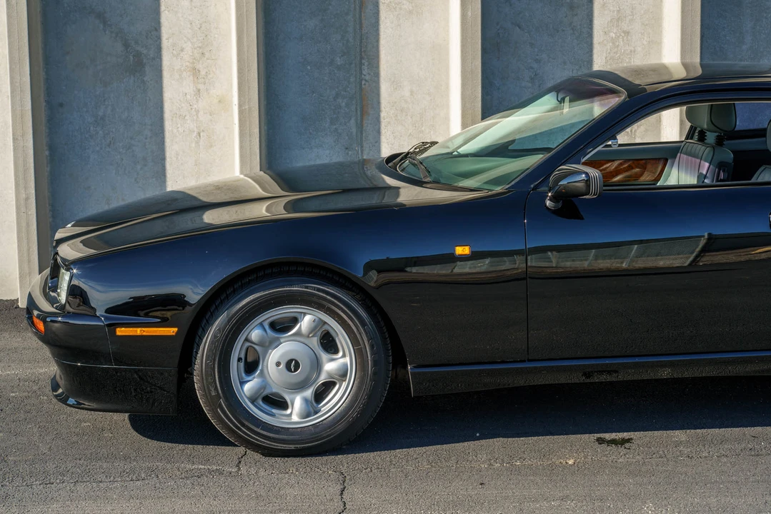 1992 Aston Martin Virage - Image 27 of 31