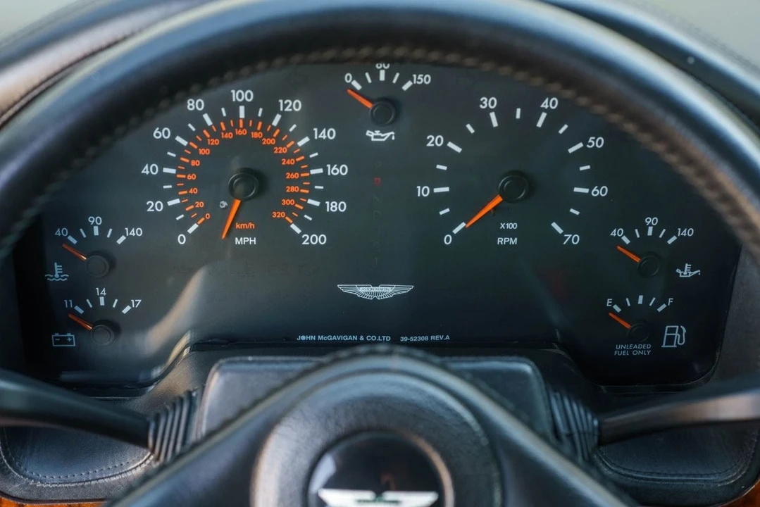1992 Aston Martin Virage - Image 18 of 31