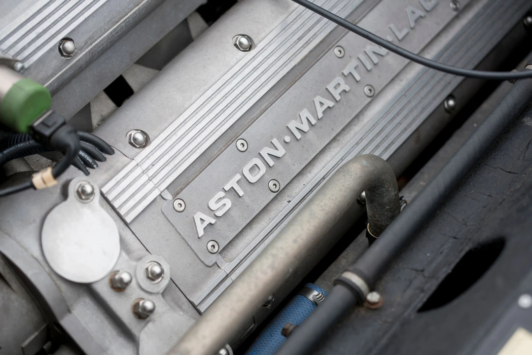 1992 Aston Martin Virage - Image 14 of 23