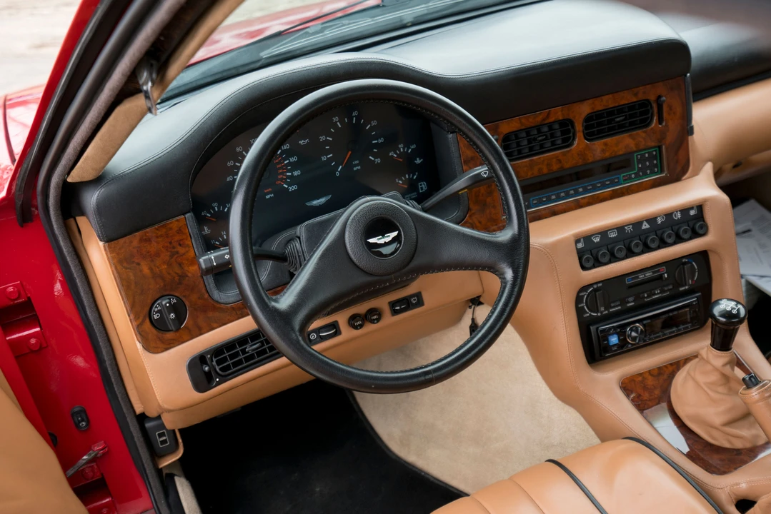 1992 Aston Martin Virage - Image 23 of 23