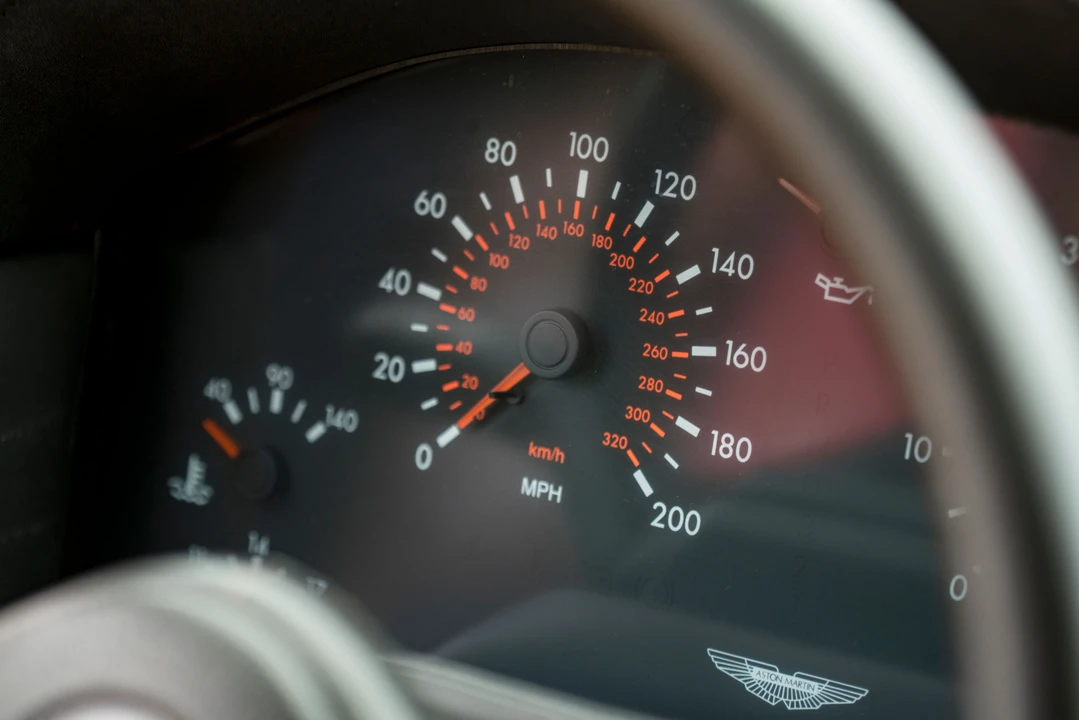 1992 Aston Martin Virage - Image 19 of 23